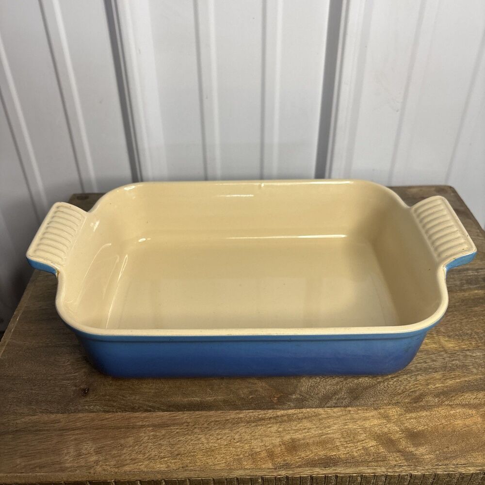 Le Creuset 2.5 qt. (10.5" × 7") Heritage Rectangular Dish -Marseille